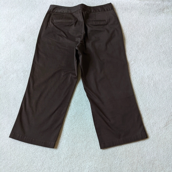 Dockers dark brown Capri pants size 6 - Picture 5 of 5